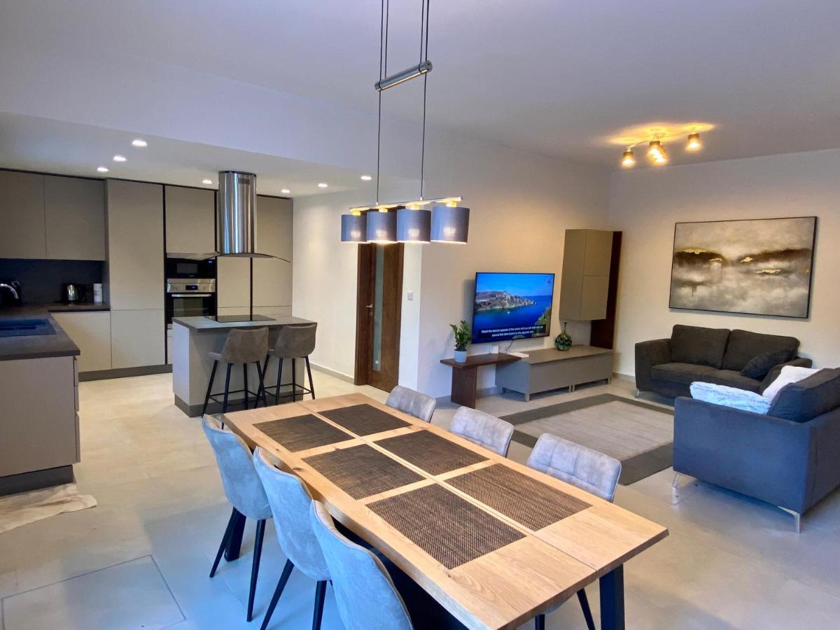 מוסטה Maltese Garden Villa מראה חיצוני תמונה
