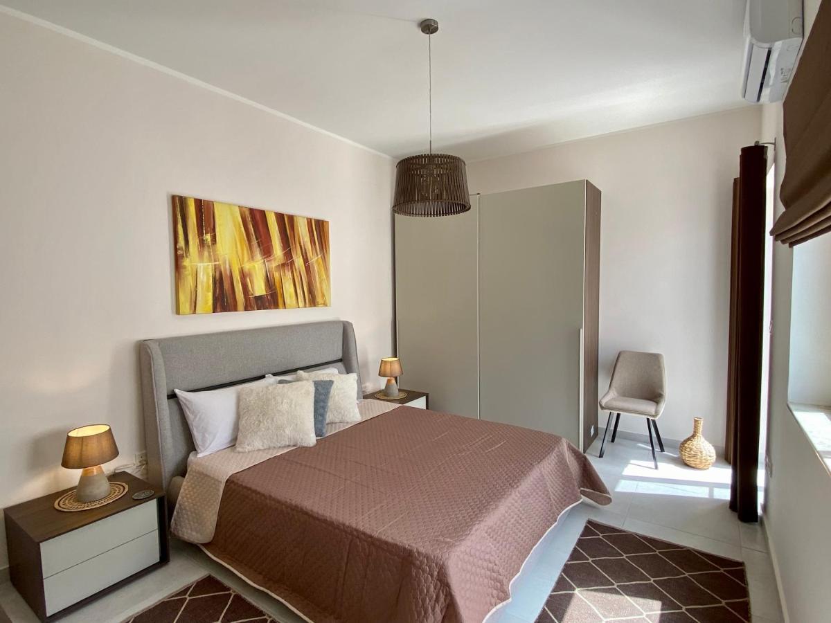 מוסטה Maltese Garden Villa מראה חיצוני תמונה
